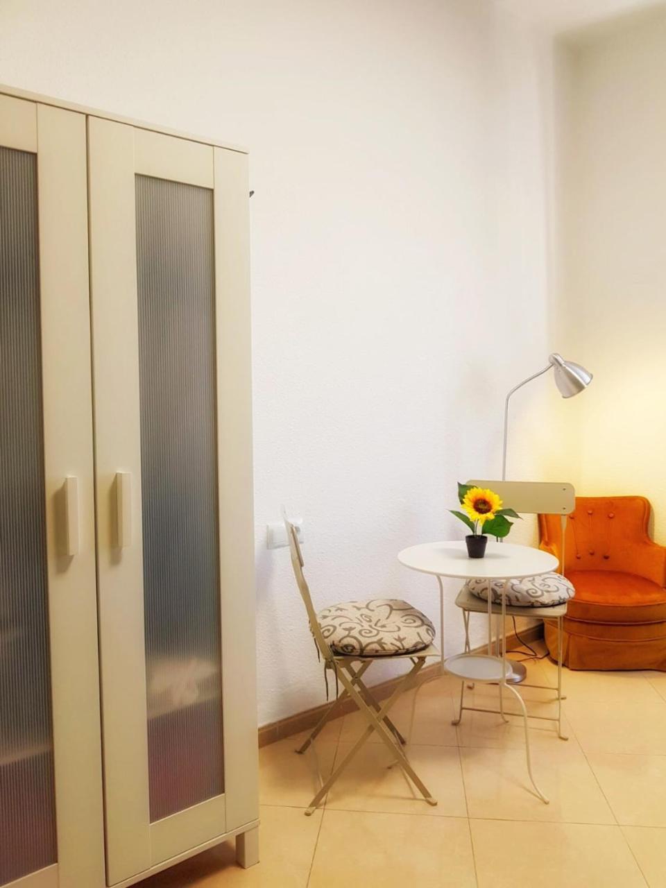 Arriola Rooms Málaga Oda fotoğraf