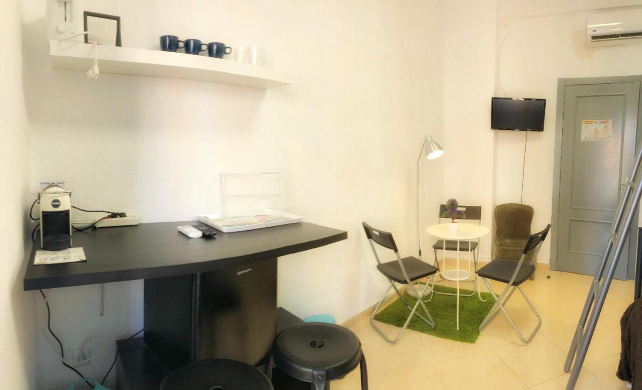 Arriola Rooms Málaga Oda fotoğraf
